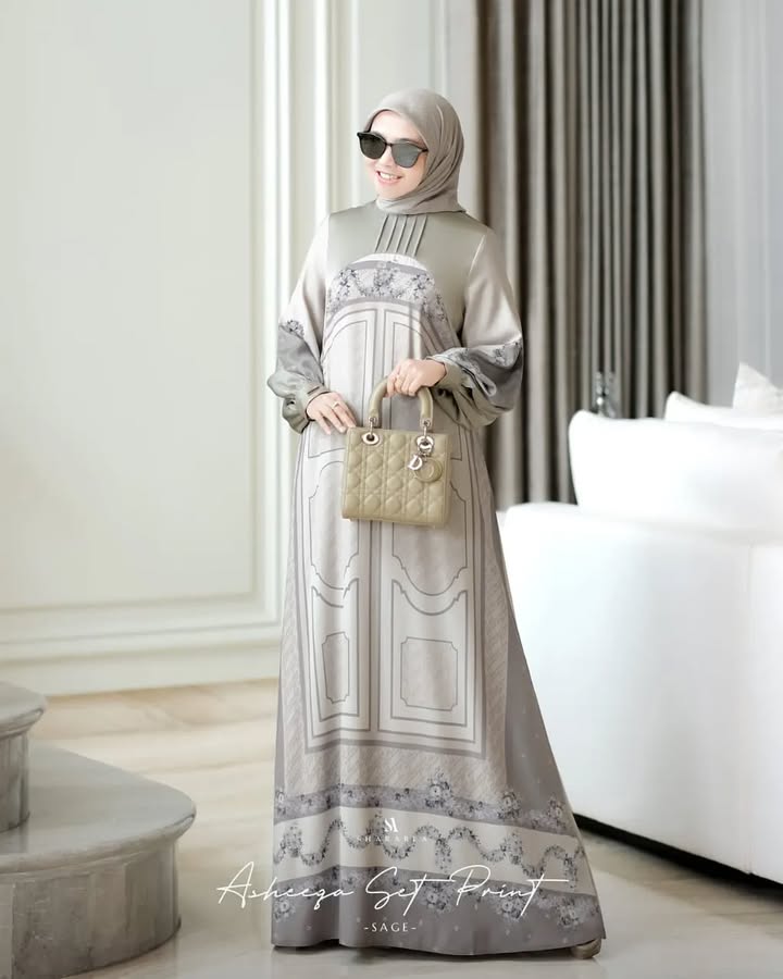 Asheeqa Set Print