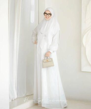 Hanin Set Embroidery