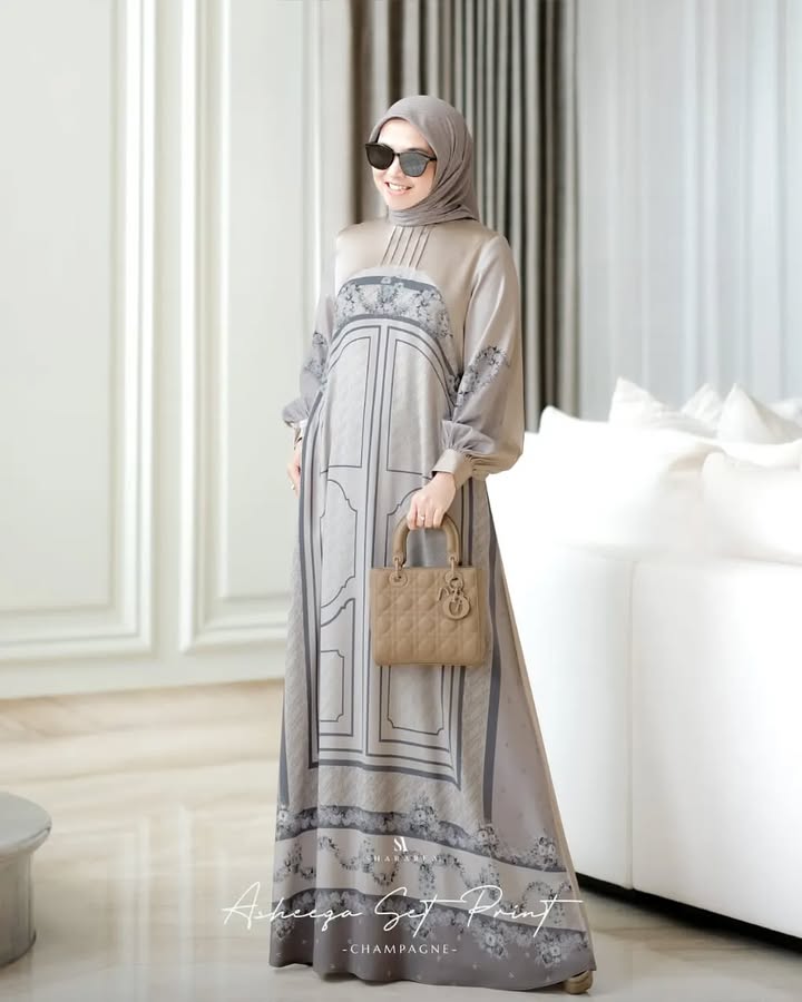 Asheeqa Set Print