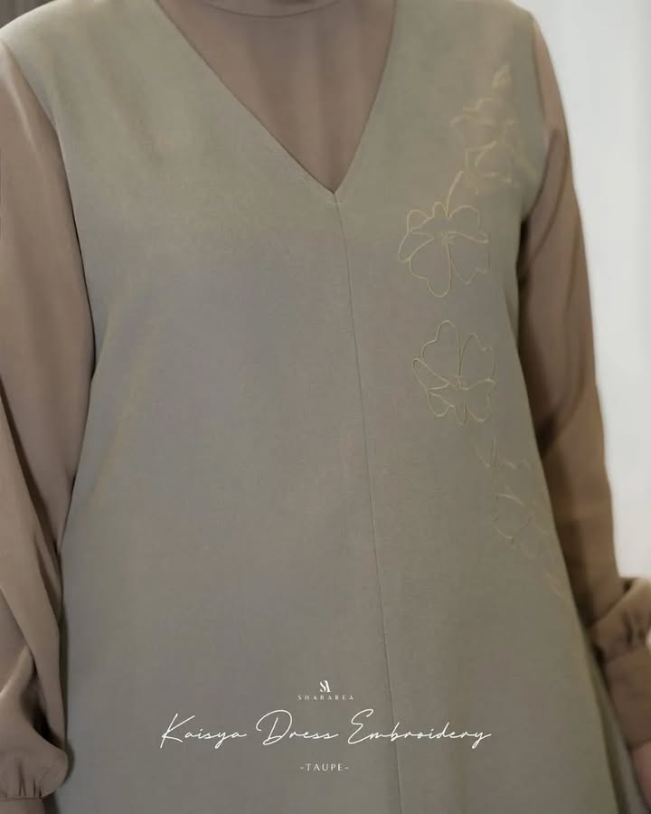 Kaisya Dress Embroidery