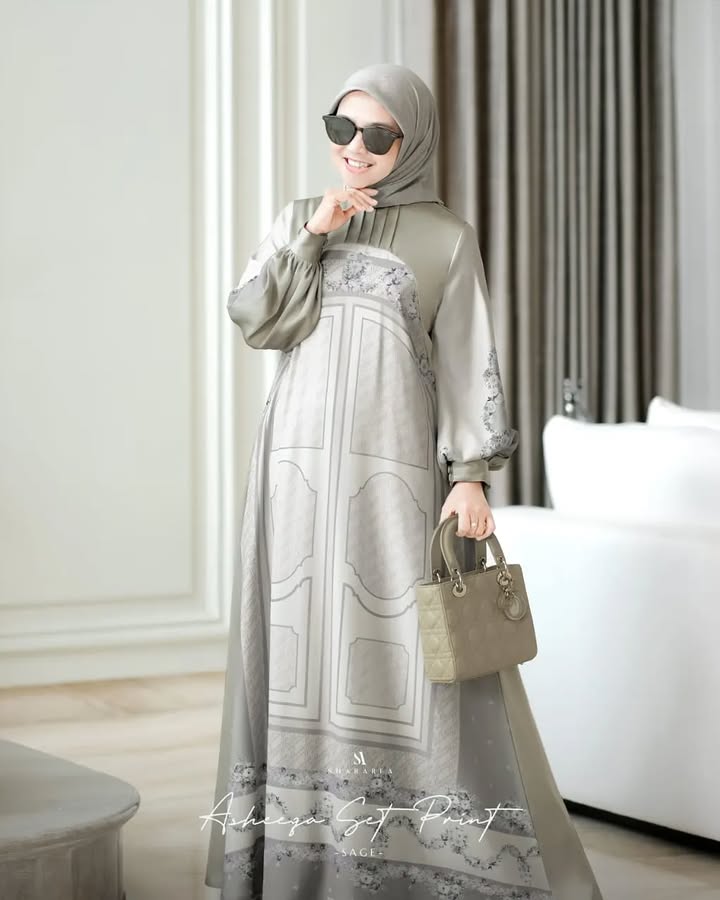 Asheeqa Set Print