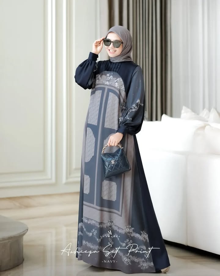 Asheeqa Set Print