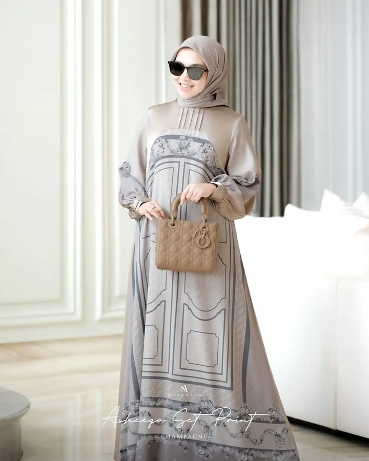 Asheeqa Set Print