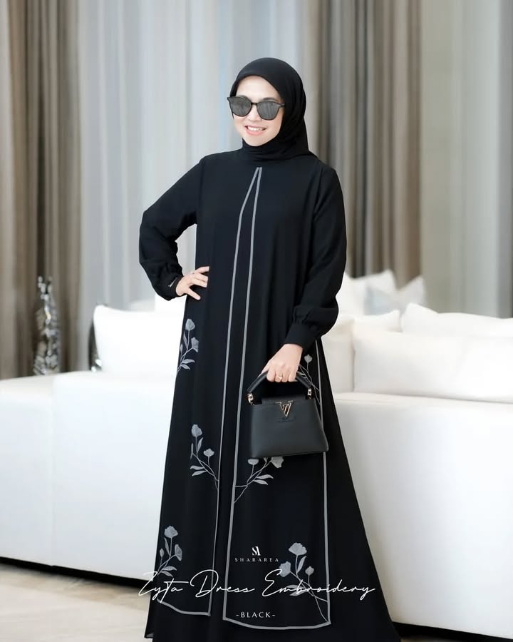 Zyta Dress Embroidery
