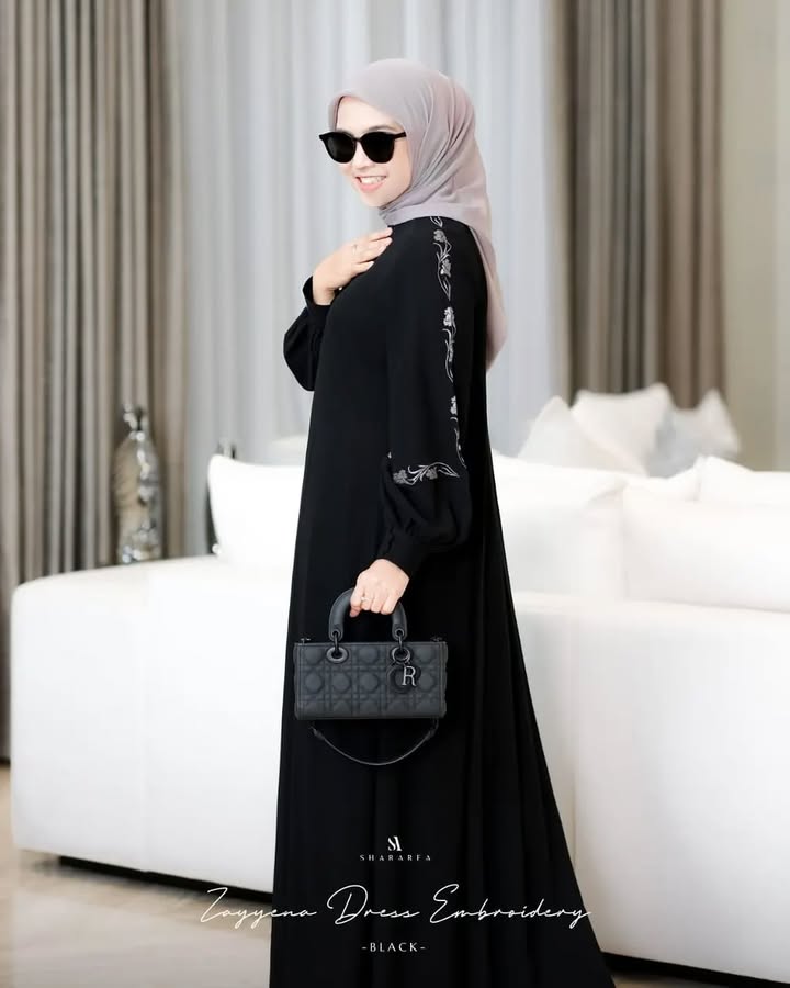 Zayyena Dress Embroidery
