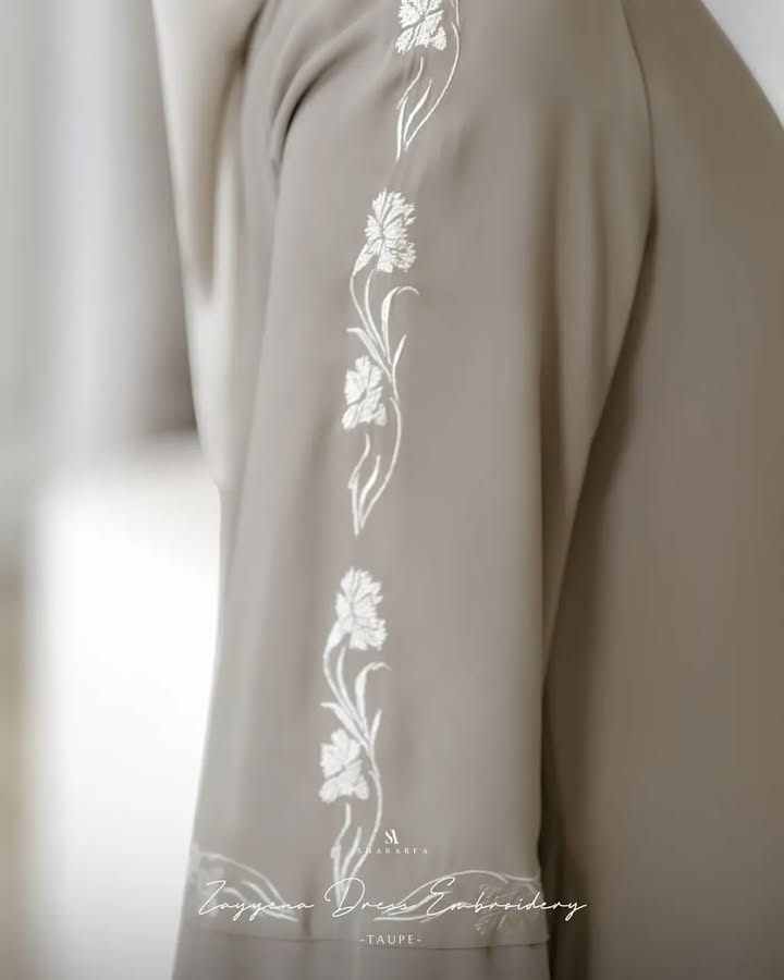 Zayyena Dress Embroidery