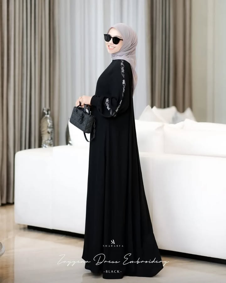 Zayyena Dress Embroidery