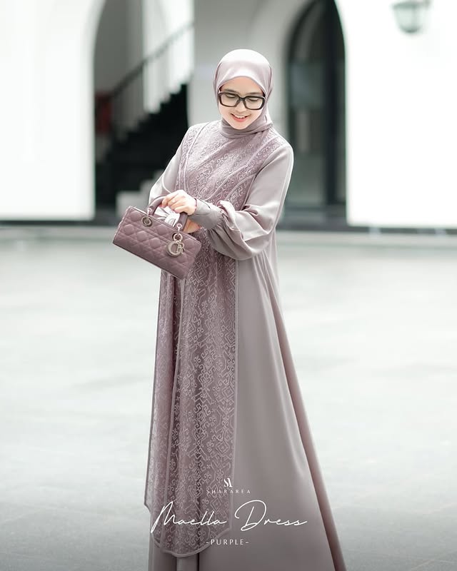 Maela Dress