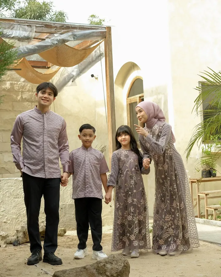 Ralina Set Family (Dewasa)