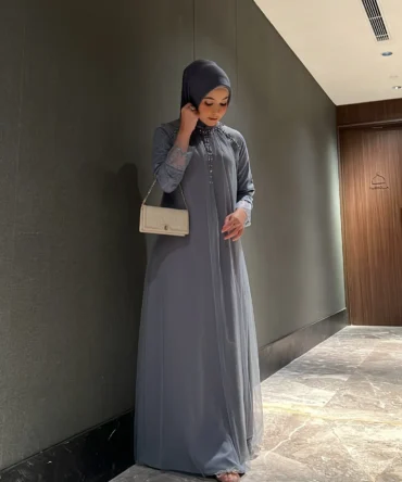 Celinaa Dress