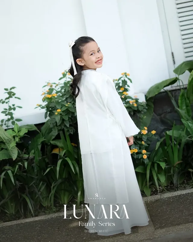 Lunara Family Series (Kids)
