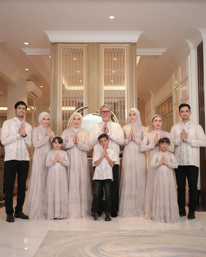 Kamila Signature - Soft Beige