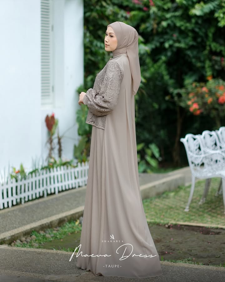 Maeva Dress