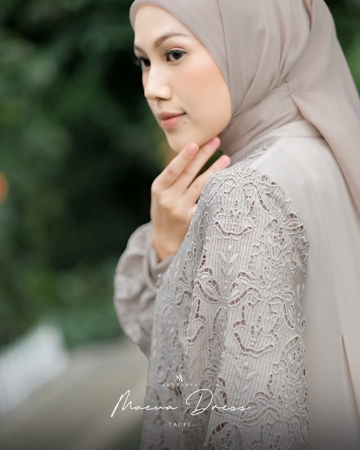 Maeva Dress