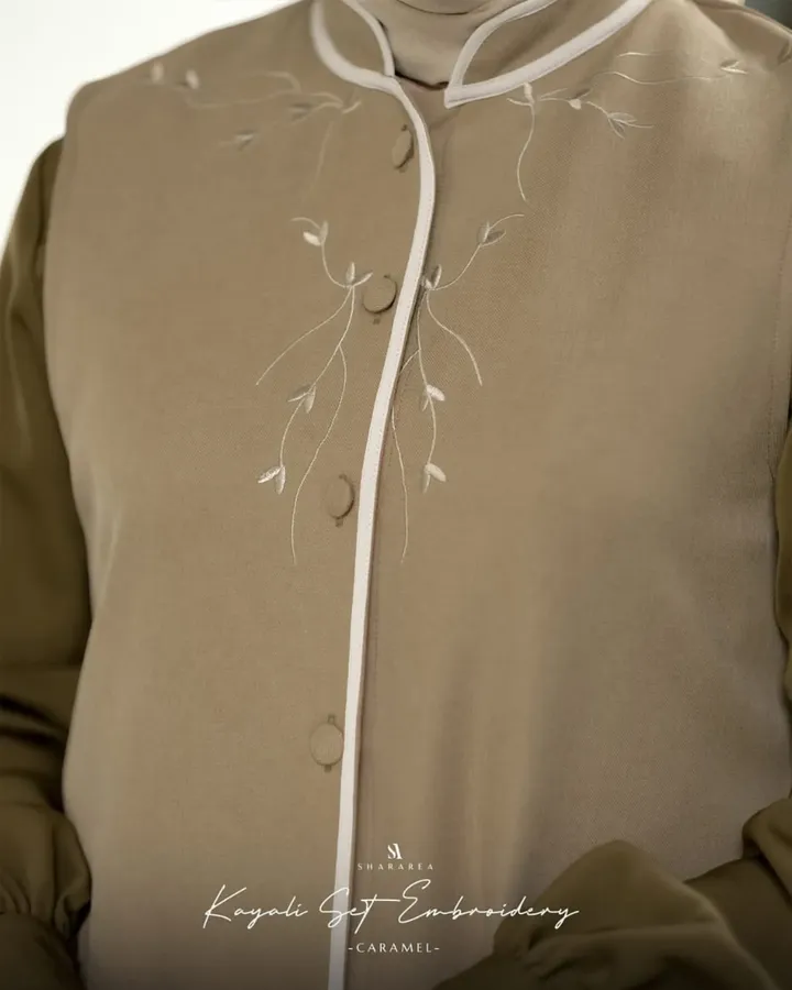 Kayali Set Embroidery