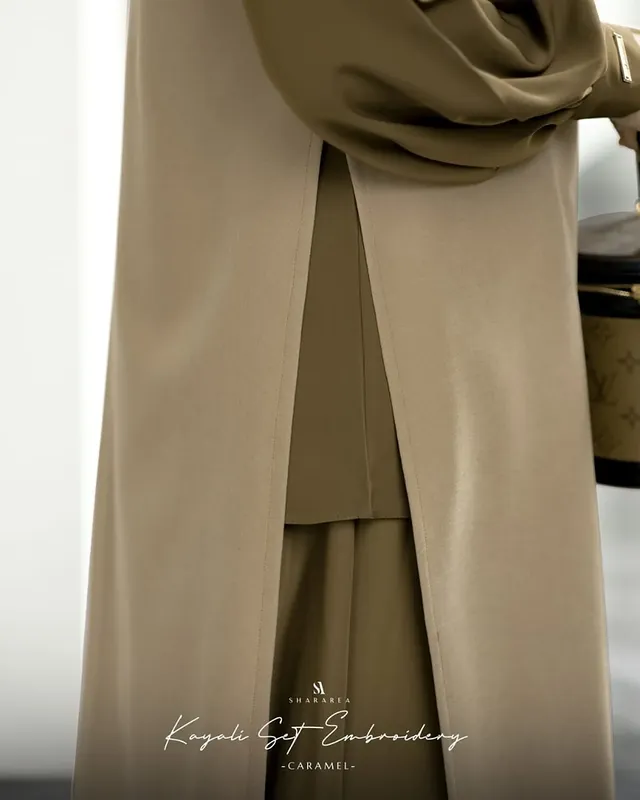Kayali Set Embroidery
