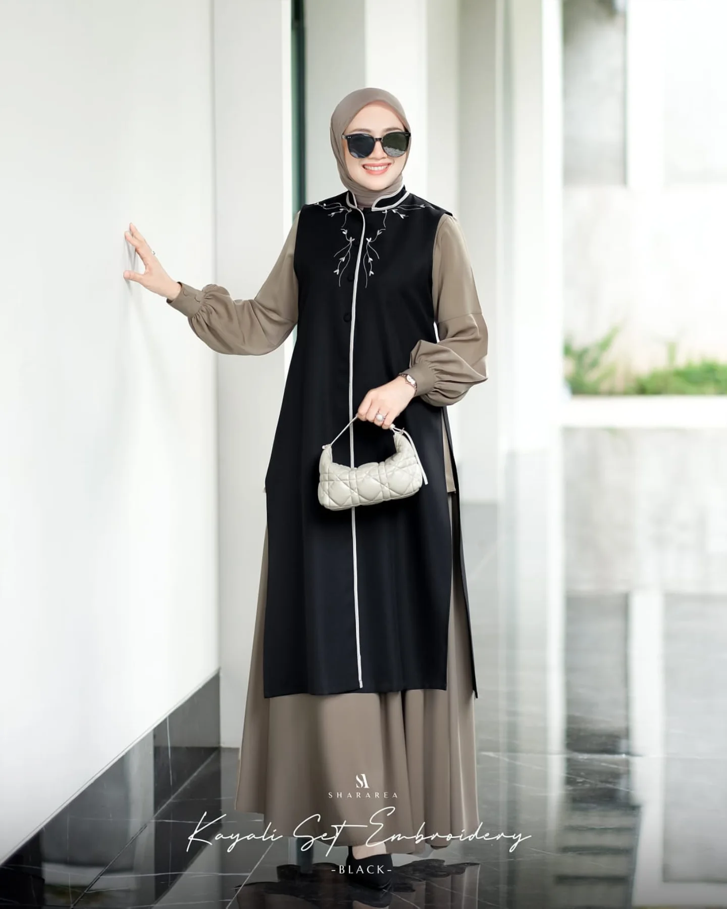 Kayali Set Embroidery