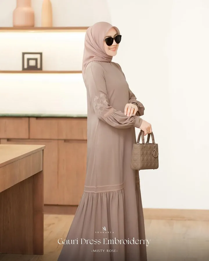Gauri Dress Embroiderry