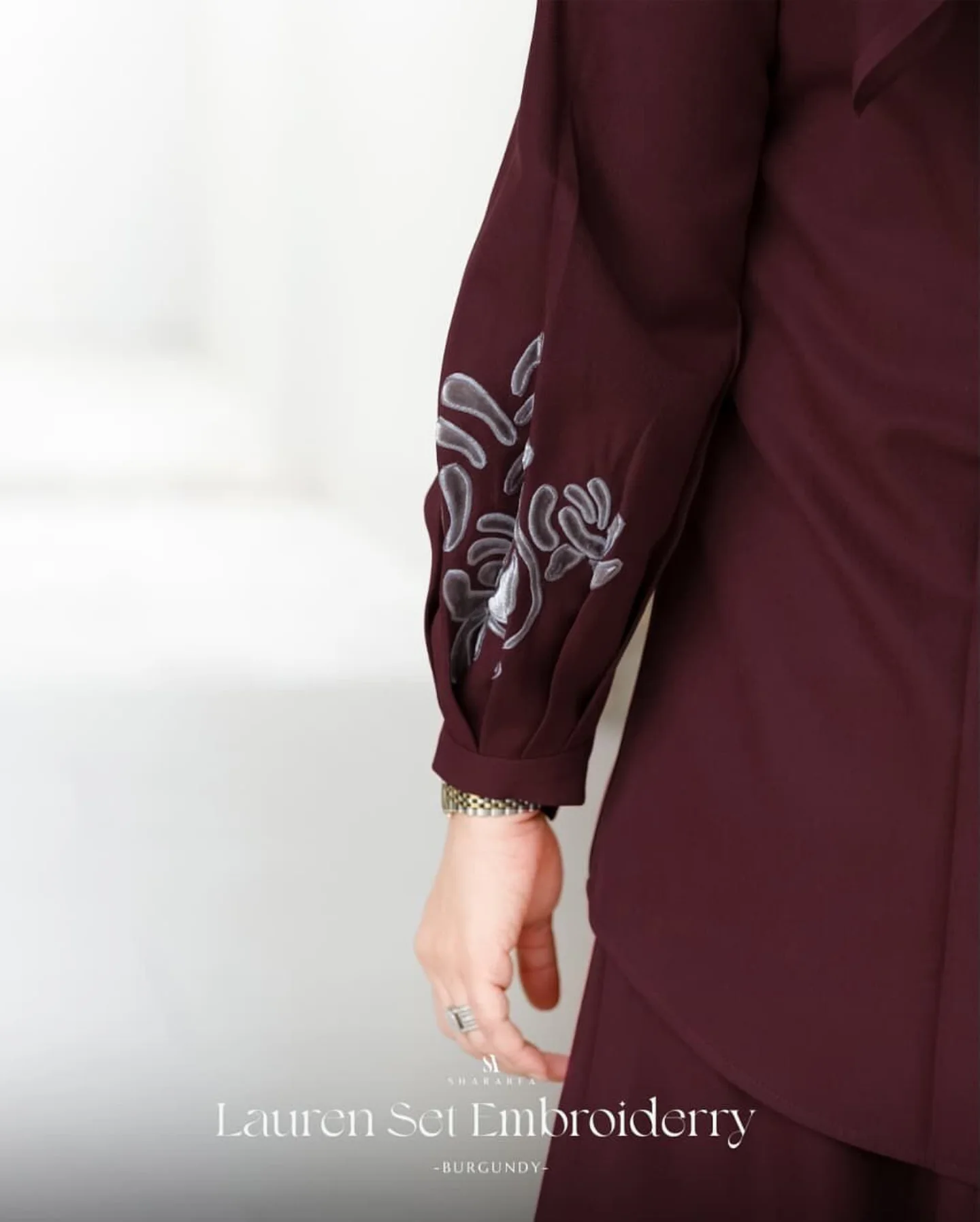 Lauren Set Embroidery