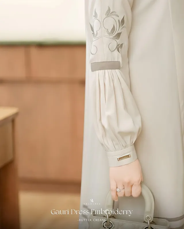 Gauri Dress Embroiderry