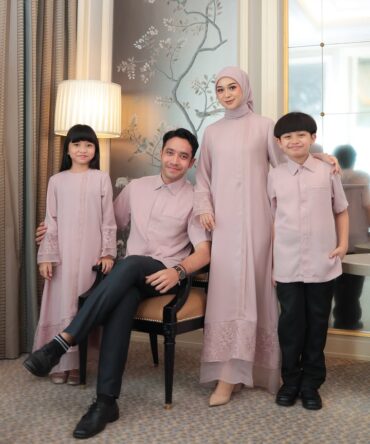 Naira Set Family Baby Pink